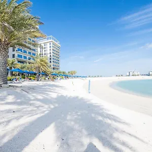 luxury-1br-beachfront-apartment-marjan-island.dubaihotelsoffers.com/